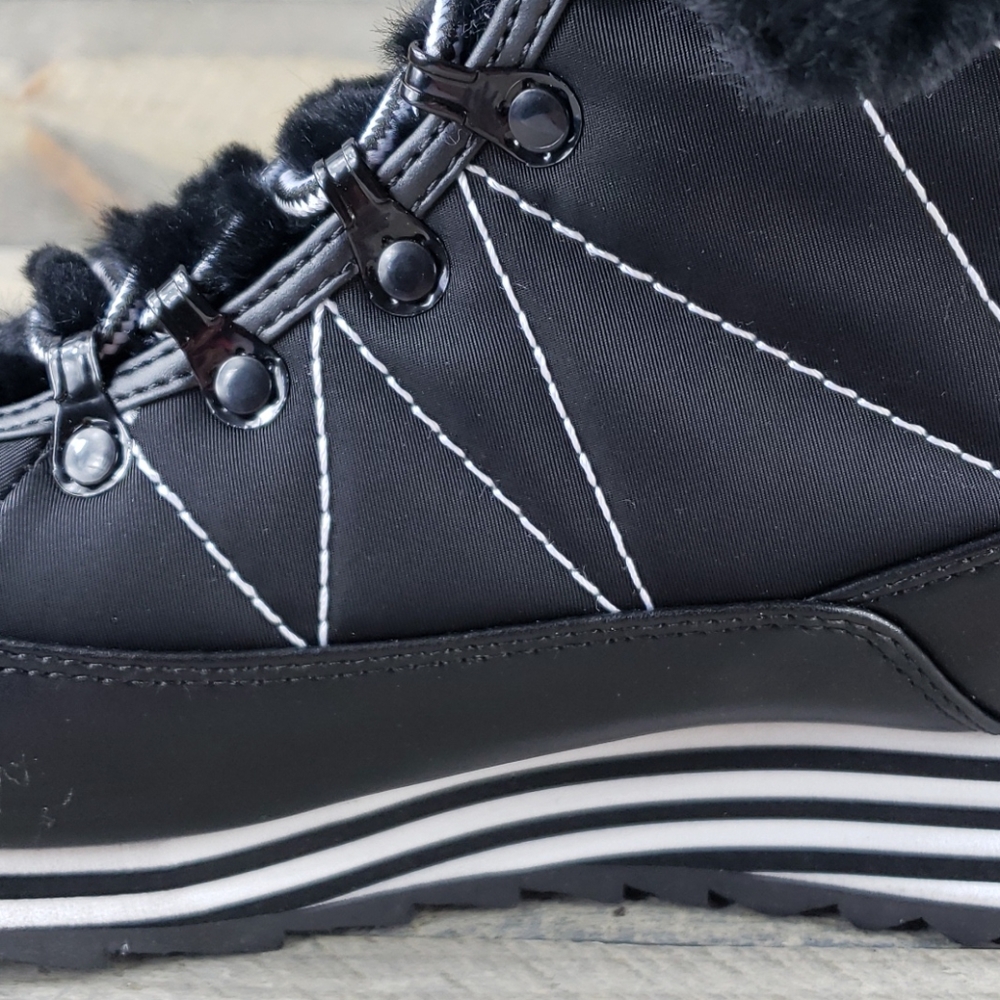Rocket Dog Women's Icee Dash Ankle Snow Boots - Picture 9 of 9